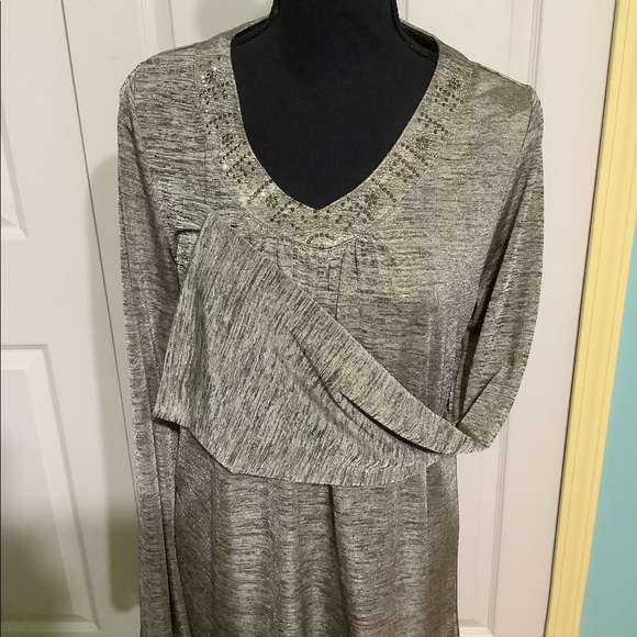 “Gold” bling top - Picture 4 of 5